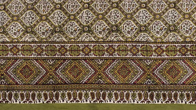 رومیزی قلمکار اصفهان (در 5 سایز)