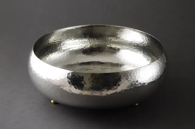 کاسه پایه دار مسی طرح اطلس