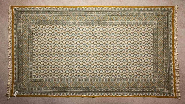 رومیزی قلمکار اصفهان (در 5 سایز)