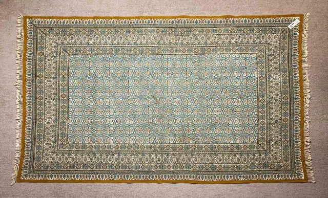 رومیزی قلمکار اصفهان (در 3 سایز)
