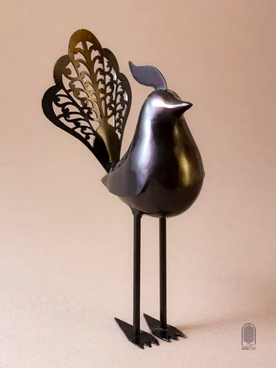 پرنده فلزی مشبک پا بلند