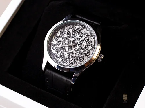 ساعت دستبند قلمزنی