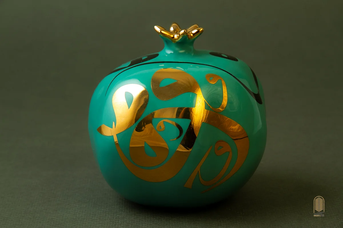 تندیس انار سرامیکی بزرگ