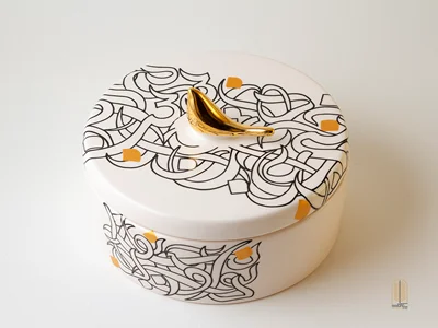 ظرف دربدار سرامیکی بزرگ