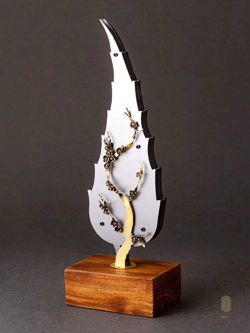 تندیس سرو آزاد