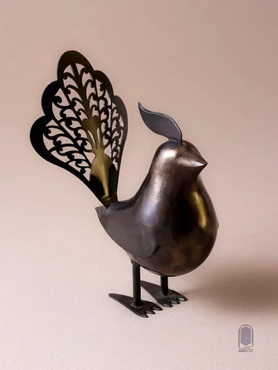 پرنده فلزی مشبک پا کوتاه