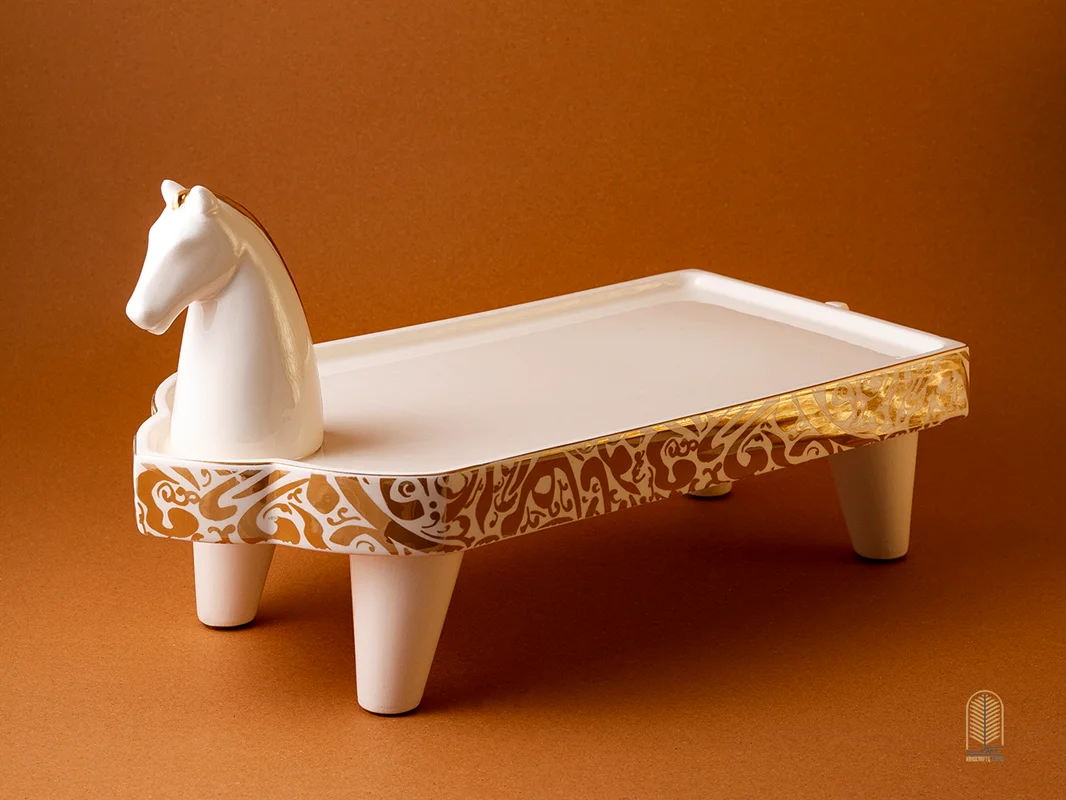 دیس سرامیکی اسب خوان